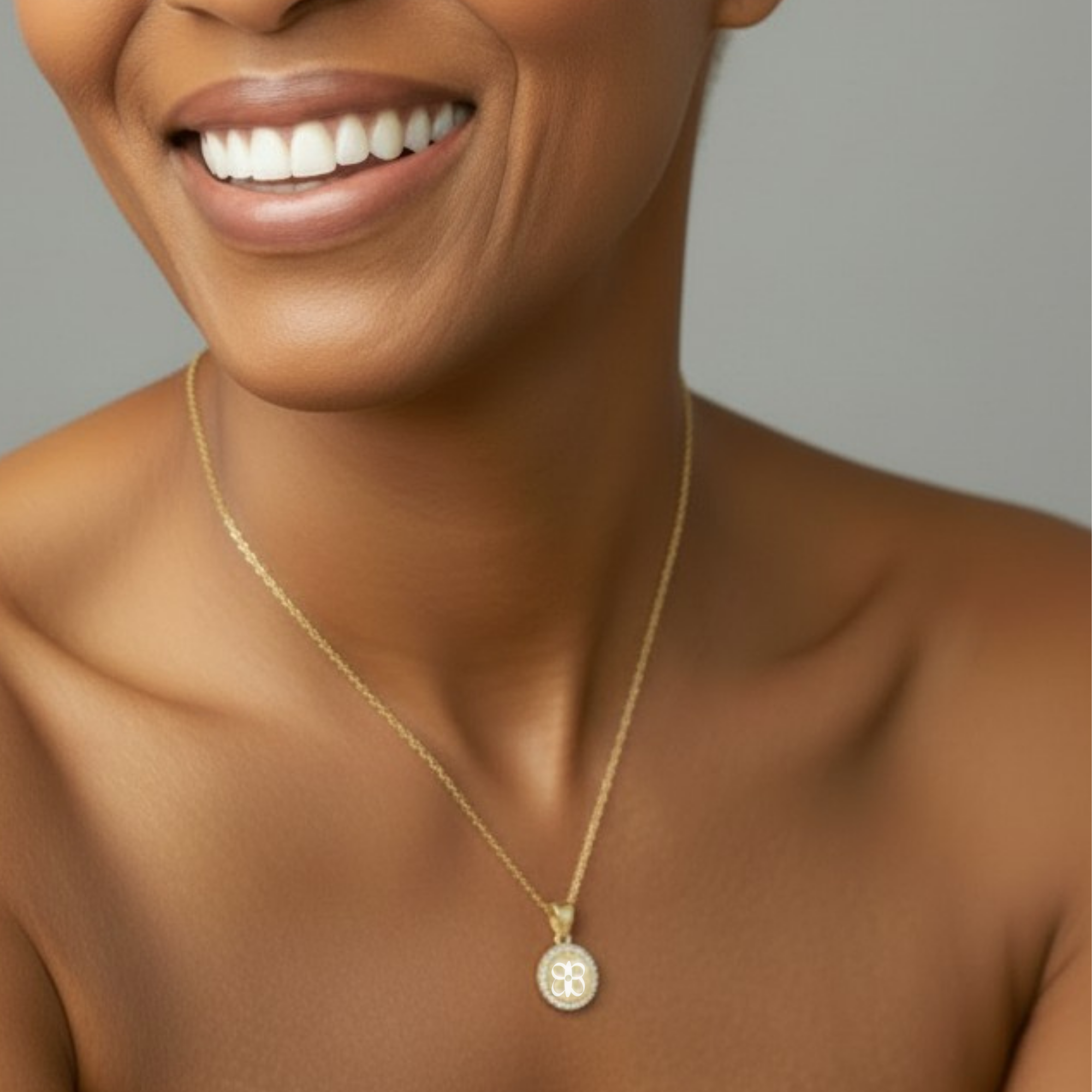 Obaatan Awaamu CZ Circle Medallion — Gold | Limited Release